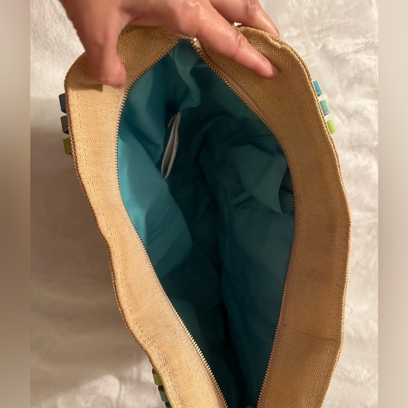 Crocs tote bag shoulder purse. Tan, blue & green. Excellent condition - Picture 8 of 13